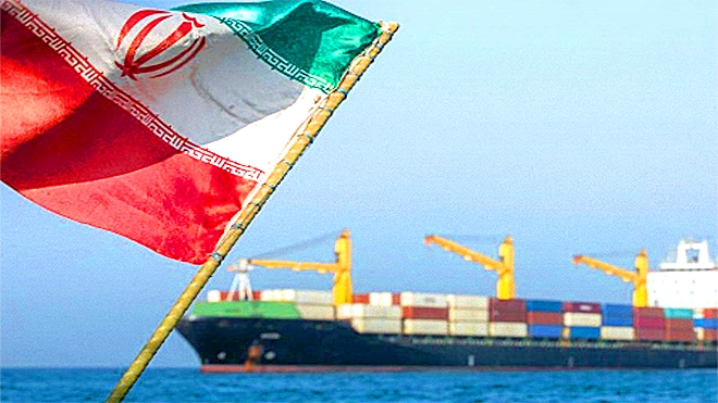 ​طهران: ندير مضيق هرمز ولم يرفع الحصار الأمريكي